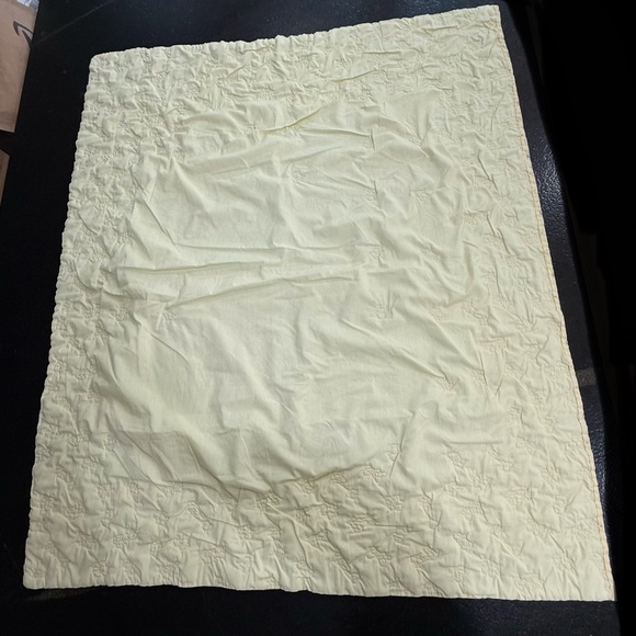 Vintage Care Bears Yellow Quilt Baby Blanket / Crib Blanket - Picture 3 of 11